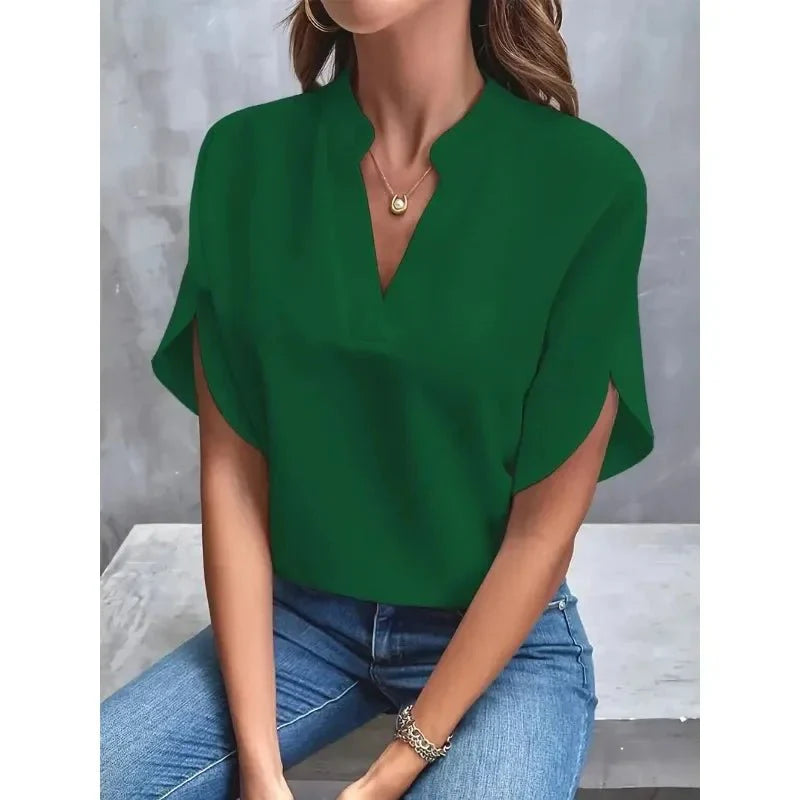 Cheenah | Belly-covering light blouse