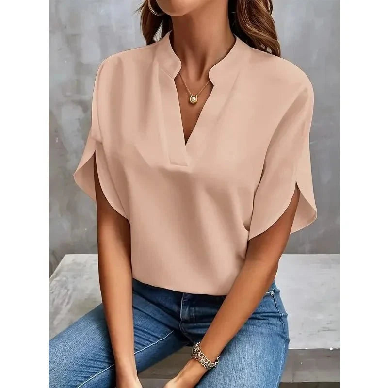 Cheenah | Belly-covering light blouse