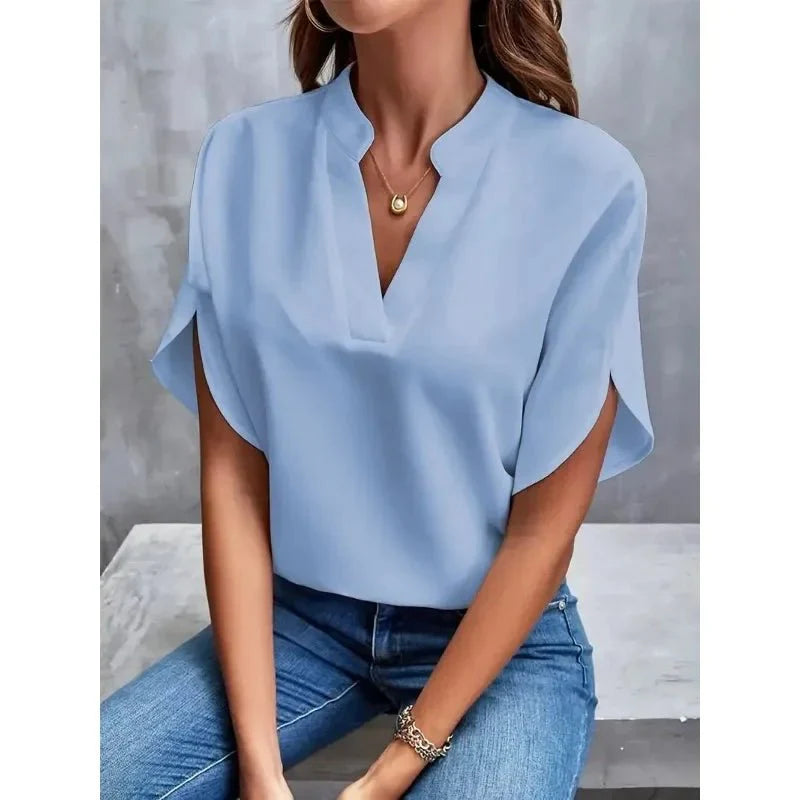 Cheenah | Belly-covering light blouse