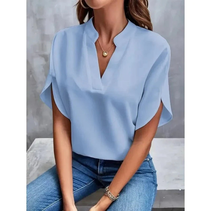Cheenah | Belly-covering light blouse