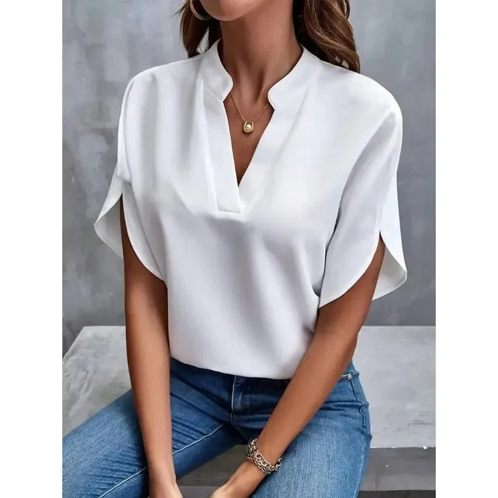 Cheenah | Belly-covering light blouse