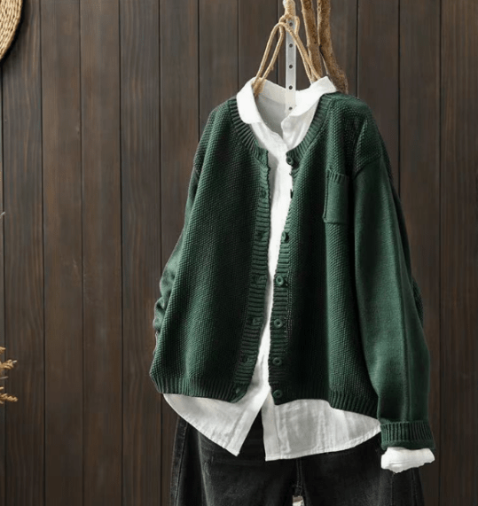Via | Cardigan with Classic Button-Up Design