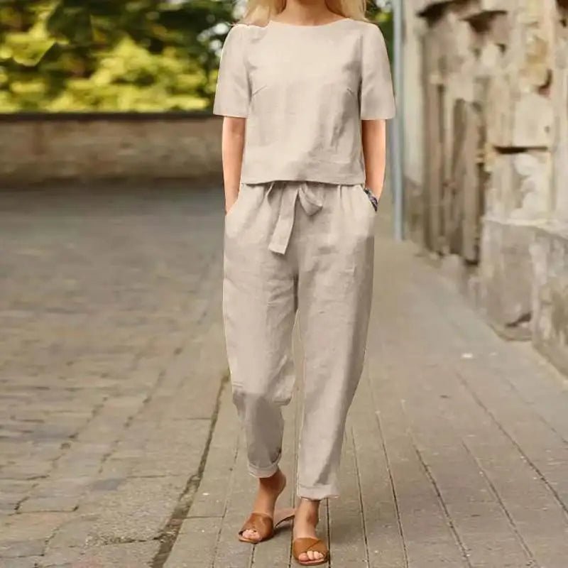 Addison | Minimalist Two-Piece Women’s Set