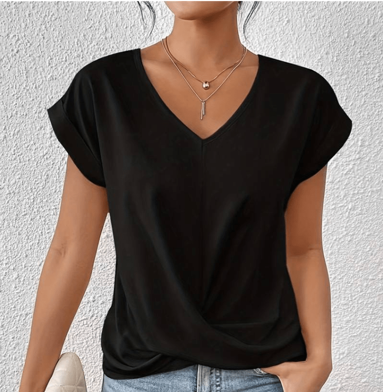 Charmy | Tummy tucking V-neck top